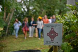 Randonnée au coeur des vignes du Saint Mont, enregistrées au patrimoine hstorique pendant Festi'vignes 2024 à Riscle
